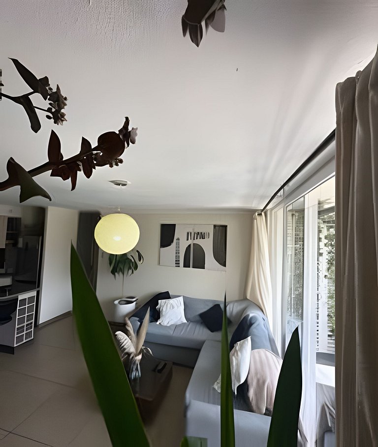 Jardines con vista al mar