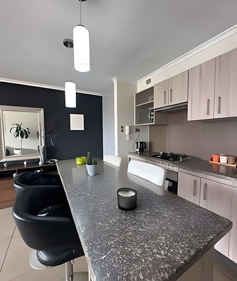 Jardines con vista al mar