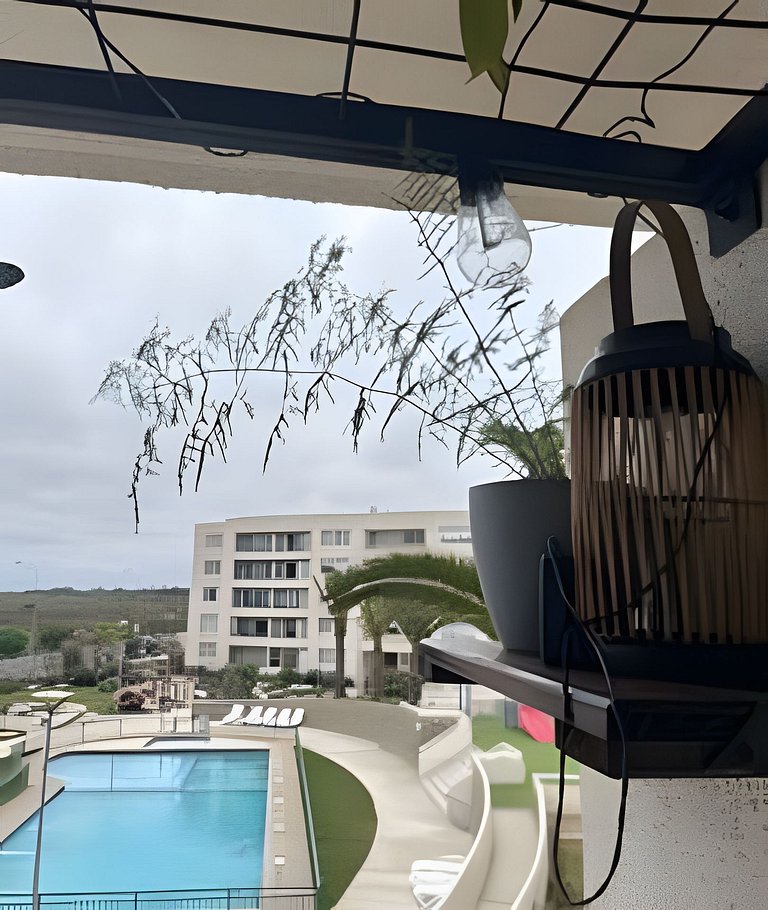 Jardines con vista al mar