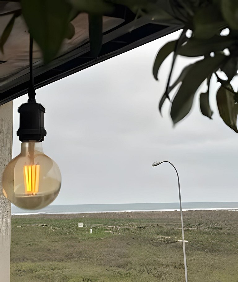 Jardines con vista al mar
