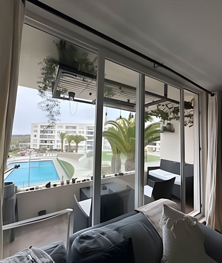 Jardines con vista al mar