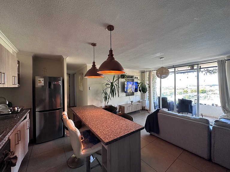 Jardines con vista al mar